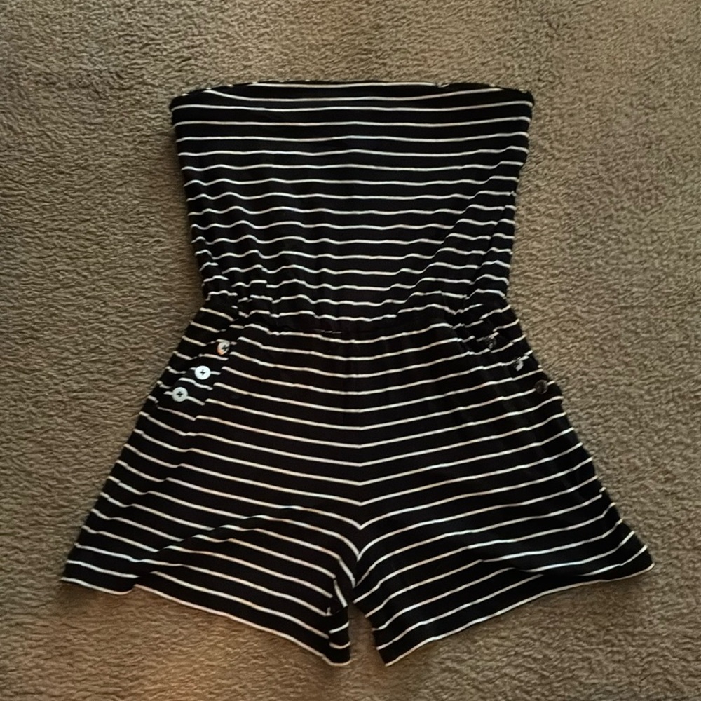 White House Black Market Black and White Romper. S